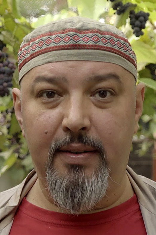 Róbert Lakatos as Criminal Boss in Strigoi