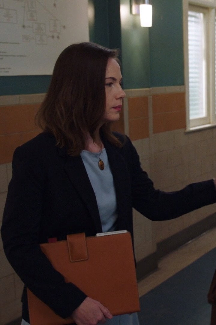Alaine Huntington as Dorothy in Cannibal Cop