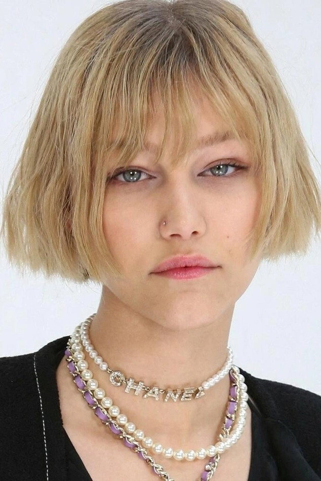 Grace VanderWaal as Susan "Stargirl" Caraway in Hollywood Stargirl