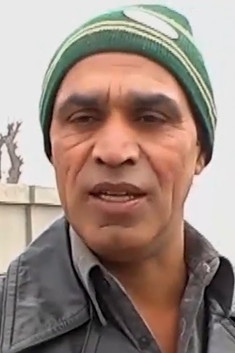 Hameed Babar as Chacha Khabri in Main Julian England