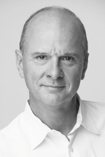 Michel Laperrière as Premier ministre Roger Rancourt in L’incomparable Mademoiselle C.