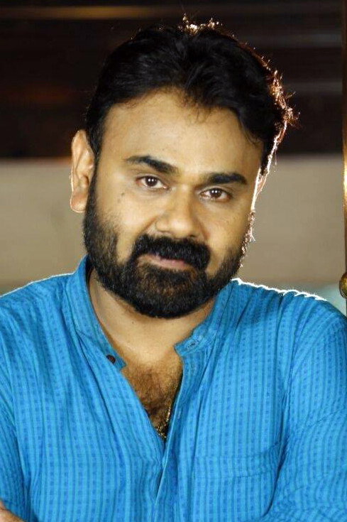 Shaju Sreedhar as Manthan Baby in Theeppori Benny