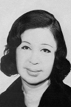清川虹子 as Miss Higa Jiga in The Teahouse of the August Moon