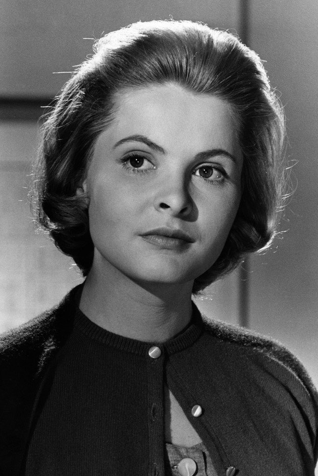Johanna Matz as Charlott Haberland in Everything for Dad