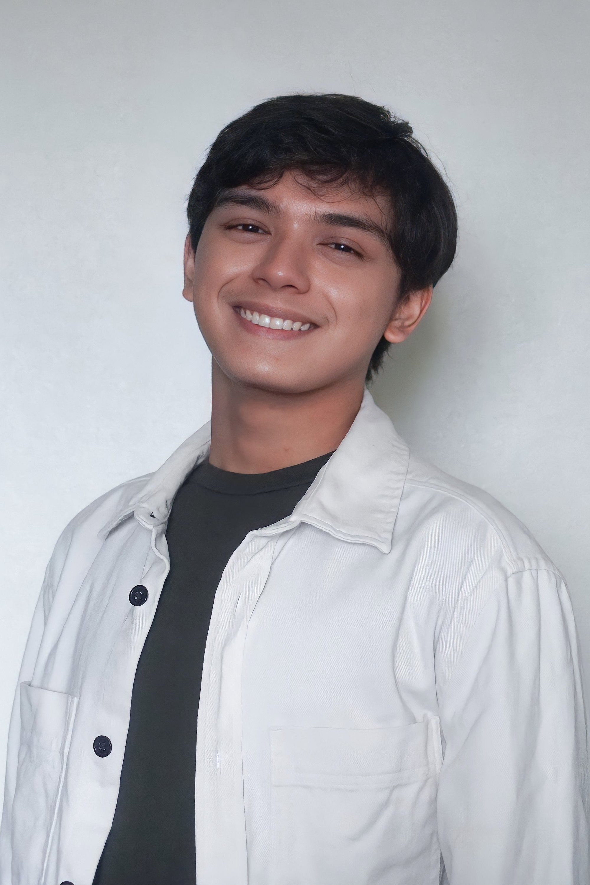 Noel Comia Jr. as Paolo in Death of Nintendo