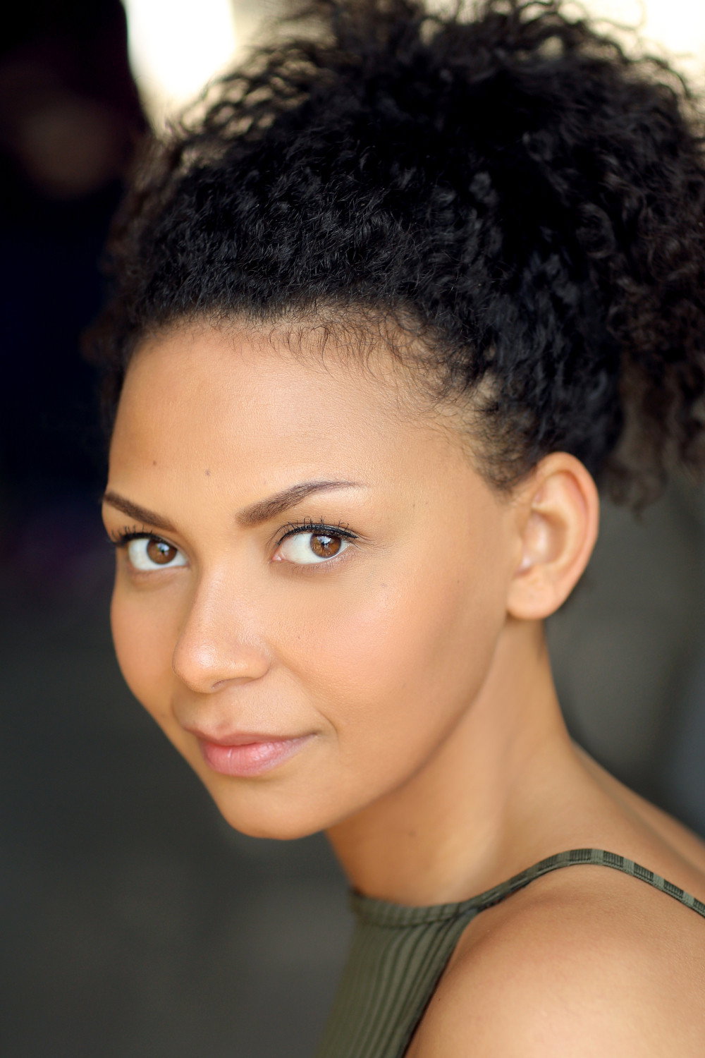 Lois Chimimba as Erin Connolly in Nightsleeper