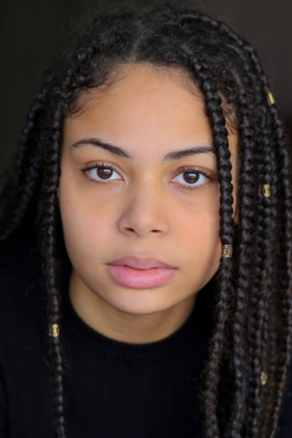 Louise Marion as Nora in Dorlis
