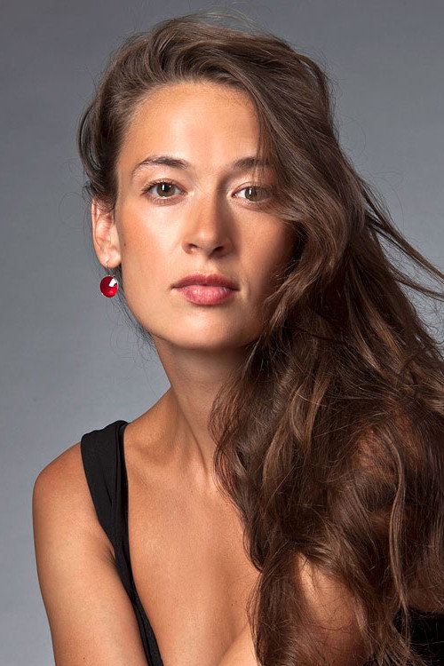 Мария Добржинская as Margo in Drop Dead Diva