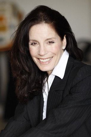 Céline Lomez as Valerie 'Val' Lamont in The Ivory Ape