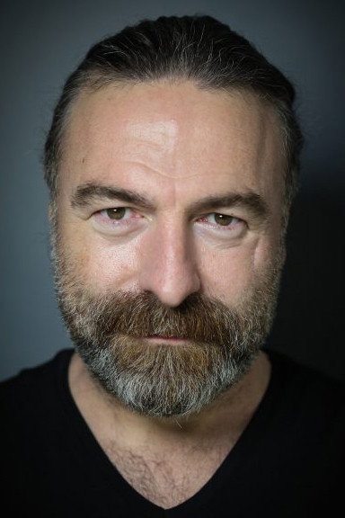 Yıldırım Beyazıt as Neco in Dün Gece Bir Rüya Gördüm