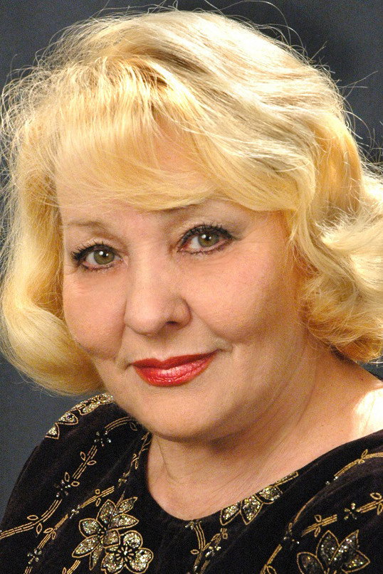 Светлана Агеева as Vera Pavlovna in I've Bought Myself a Father
