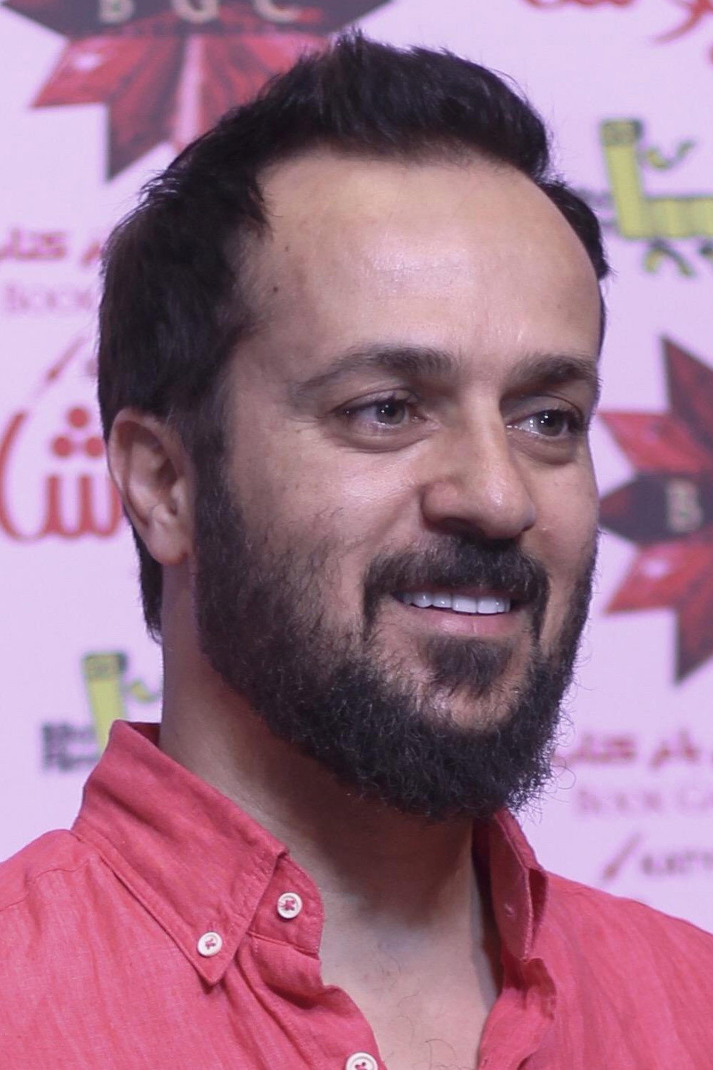 احمد مهران‌فر as Private Solat 'Shahram' Khanjari in Shahgoosh