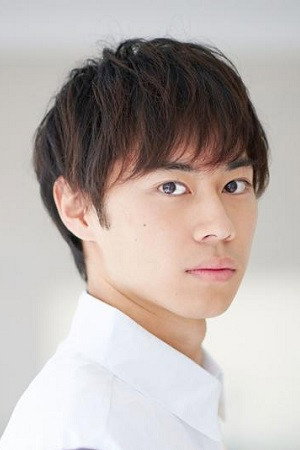 戸塚純貴 as 川崎裕太 in Run! T High School Basketball Club