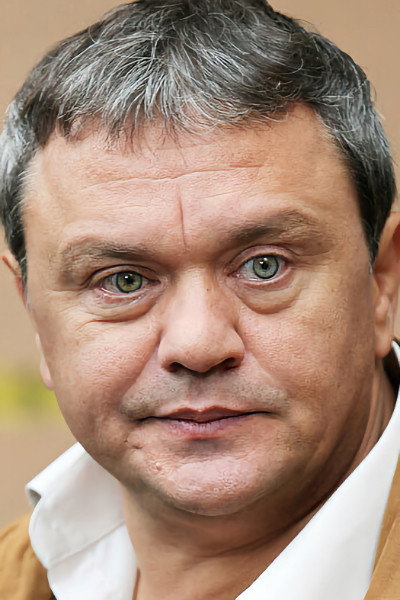 Сергей Габриэлян as Slava Rechkin in 1000 Dollars One Way