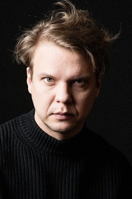 Gediminas Rimeika as Guy #1 in Slow