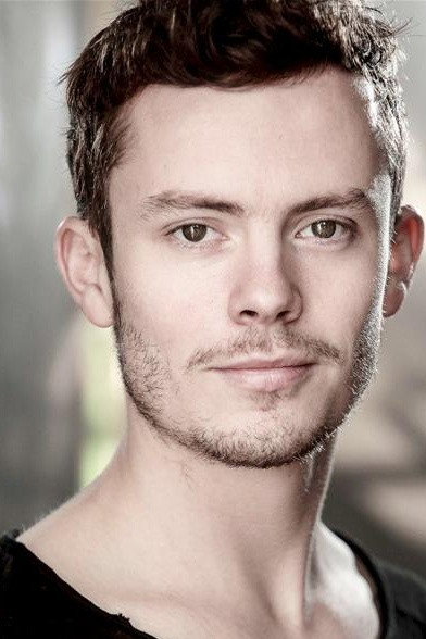 Ciaran Joyce as Travis Stone in Po5t