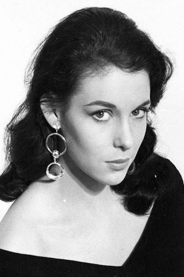 Marie Devereux as Ann in Rag Doll