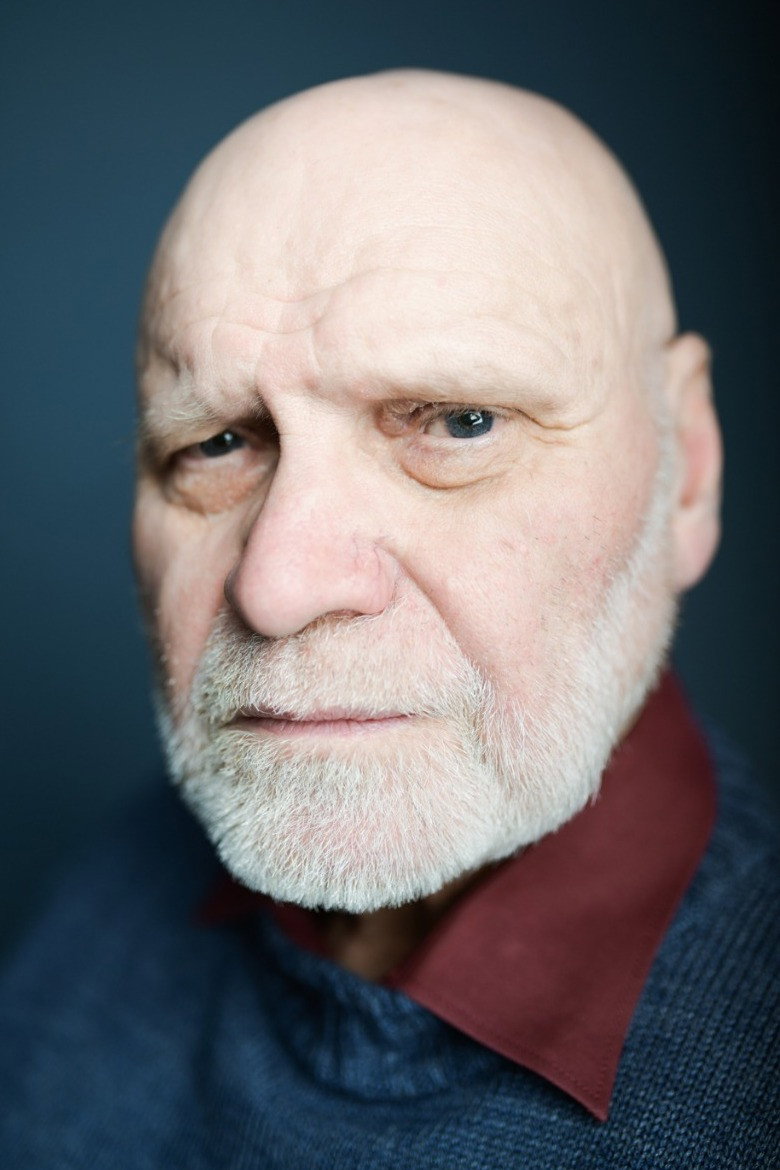 Vladas Bagdonas as American Boss in Guys from Mars