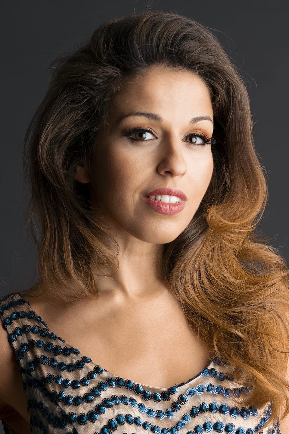 Sissi Martins as Laura Alves in Laura - O Musical