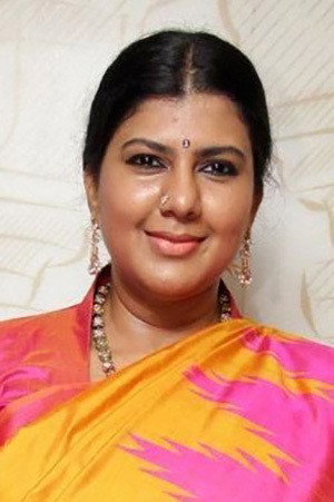 Swarnamalya as Banu in Yuga