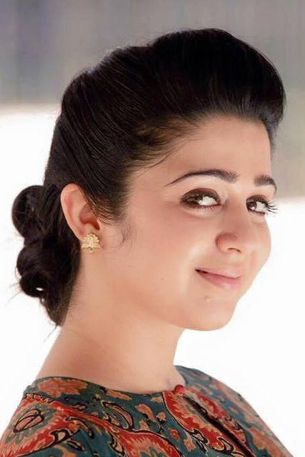 చార్మీ కౌర్ as Self - in the song "Hello 123 Testing" in Yaare Koogadali