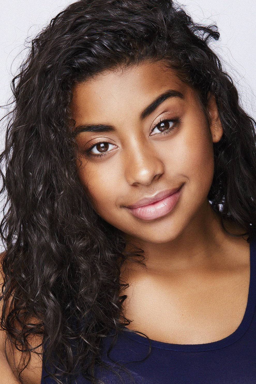 Alycia Pascual-Peña as Lucy Hernandez in Moxie