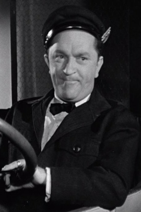 Phil Arnold as Chopper in Tricky Dicks