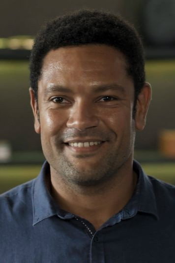 Rodrigo de Odé as Heraldo in Cidade dos Homens