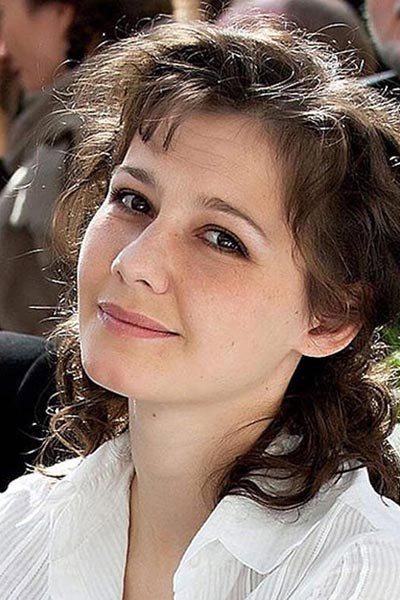 Полина Агуреева as Lialia Telepniova in Long Farewell