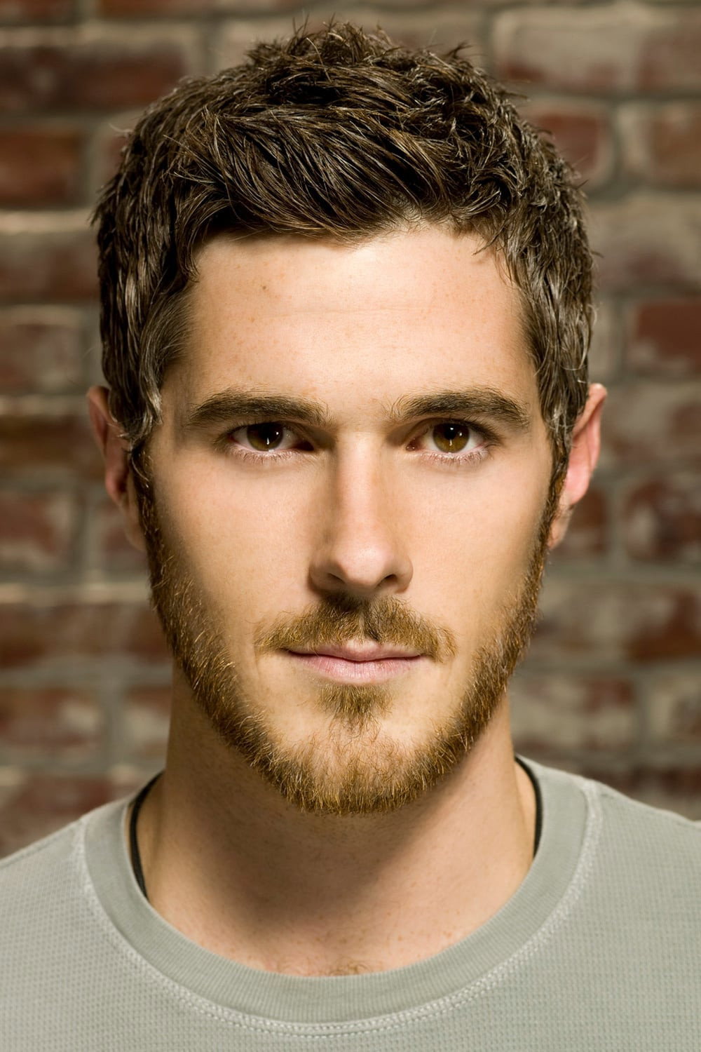 Dave Annable as Henry Martin in 666 Park Avenue