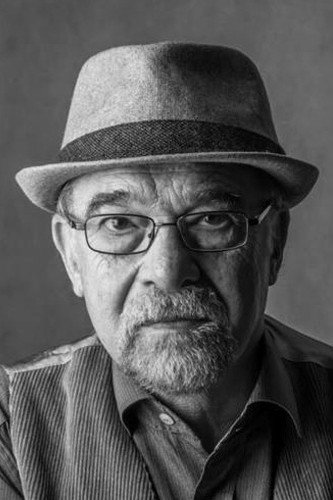Mahmoud Behrouzian as Nahal's father in A Minor Leap Down