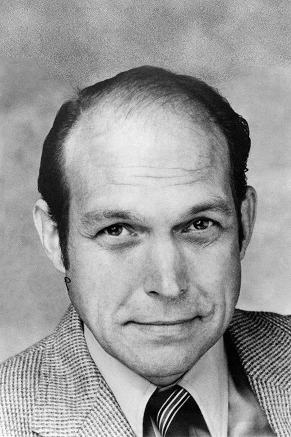 Christopher Wynkoop as Eric Sigward in The Last Romantic