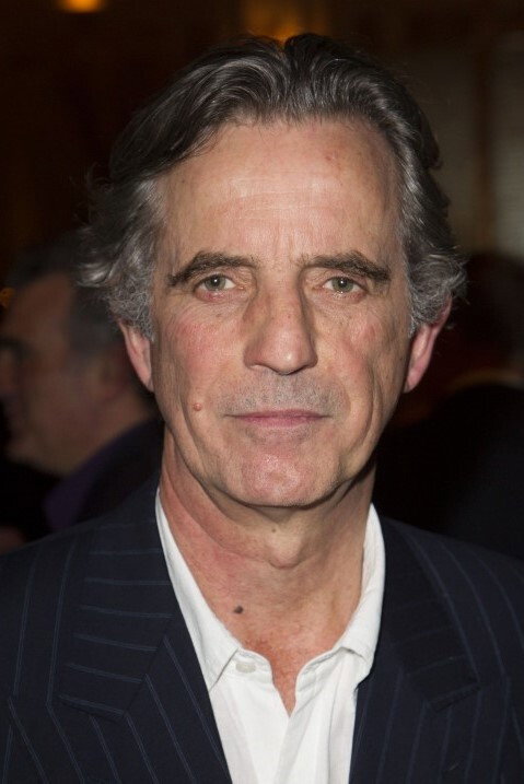 Martin Turner as Simon in The End