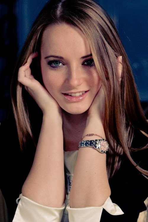 Anastasiya Sedikova as Strawberry in Fruit Rockers