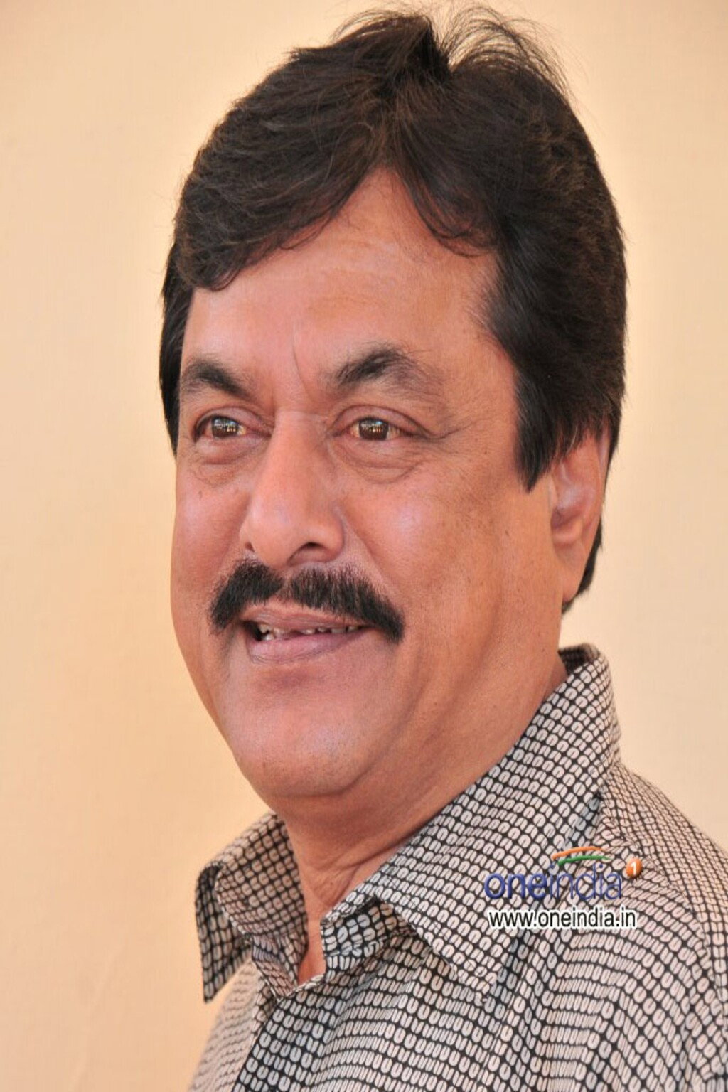 Jai Jagadish as Ramanna in Paduvaaralli Pandavaru