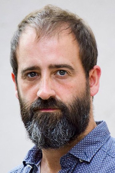 Iñigo Aranburu as Aitor in Alardea