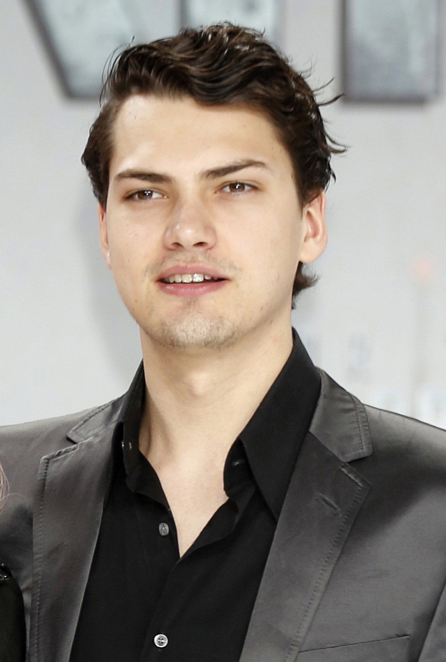 Jimi Blue Ochsenknecht as Leon in Die Wilden Kerle 4