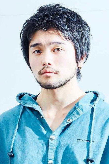 井口理 as Toru Yakushiji in GOSSIP BOX