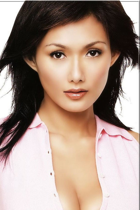 李美玲 as Liang Yiling in The History of Sweden