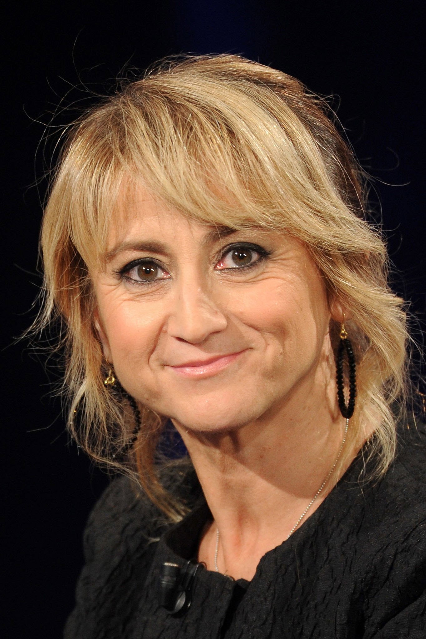 Luciana Littizzetto as Giuliana Cecconi in Three Men and a Leg