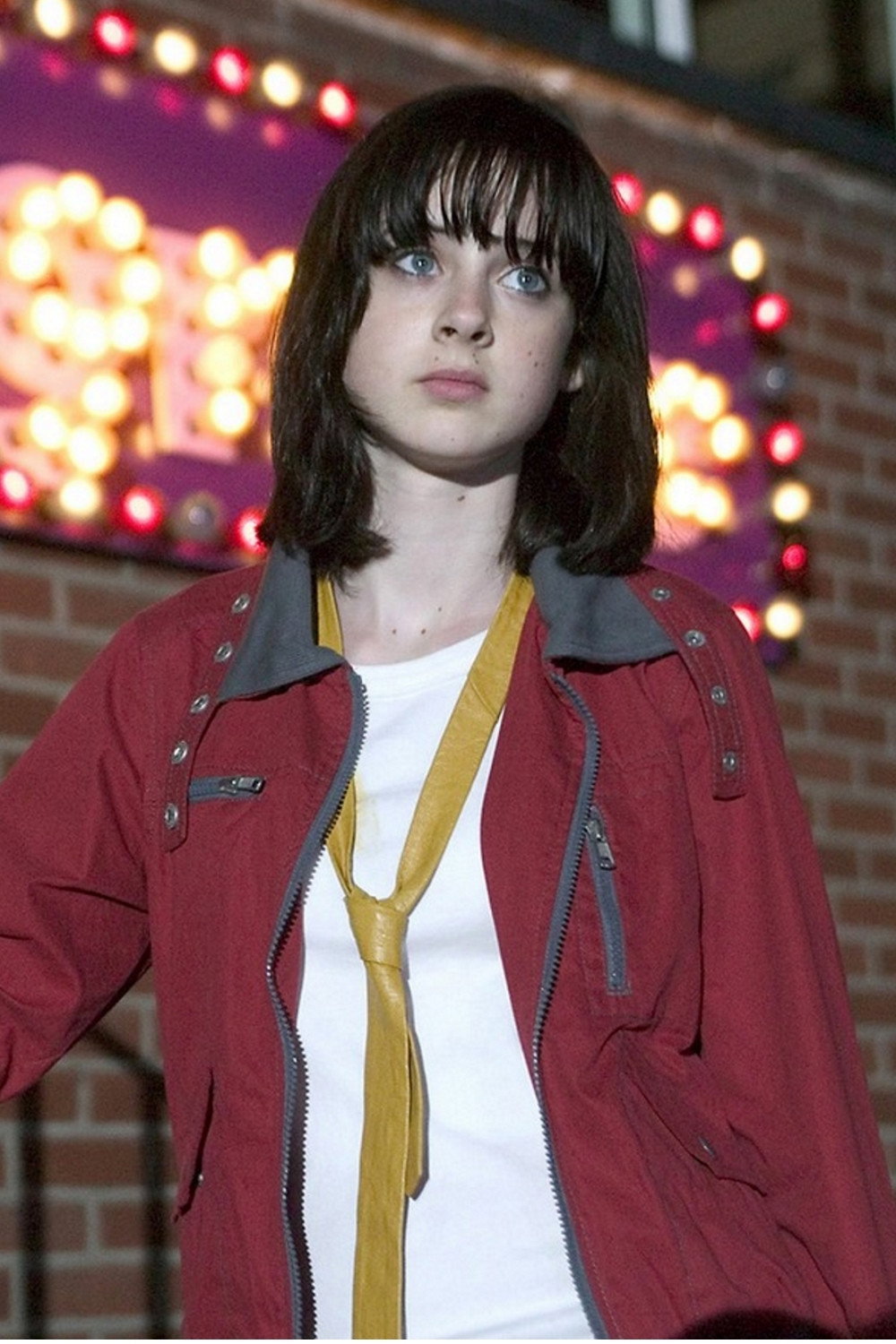 Ailish McCarthy as Maeve Brennan in 32A