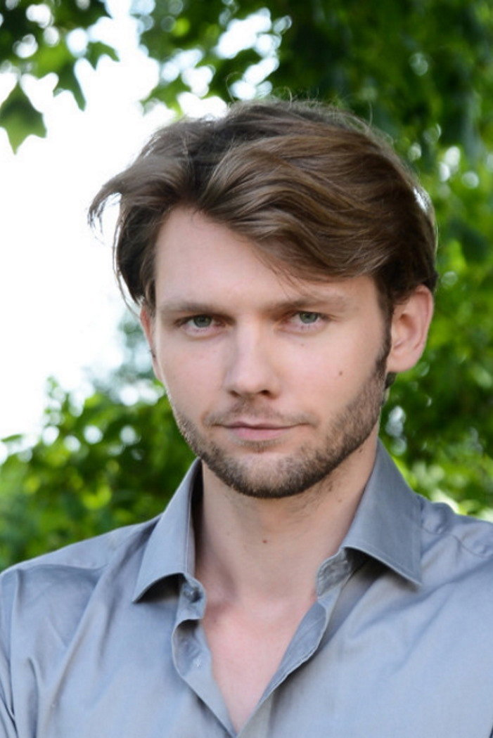 Mārtiņš Upenieks as Valters in Templis