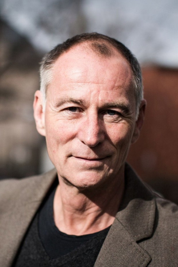 Thomas Schendel as Dr. Karl Kanter in Die Stein