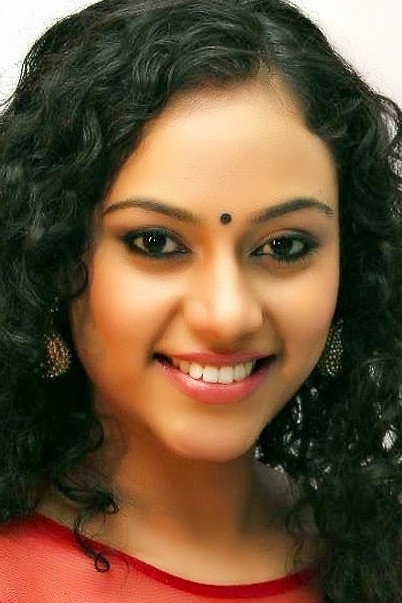 Rupa Manjari as Special Appearance in "Gramam Thedi Vaada" song in Moscowin Kavery