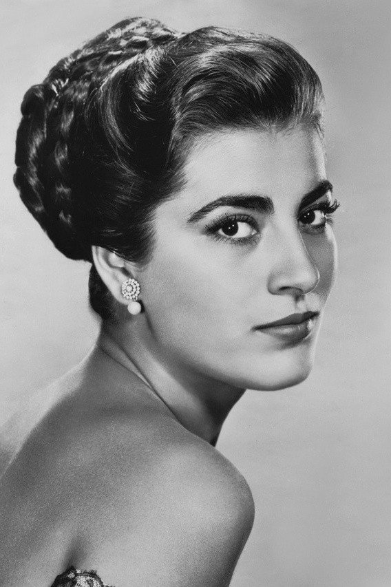 Irene Papas as Anticleia in The Odyssey
