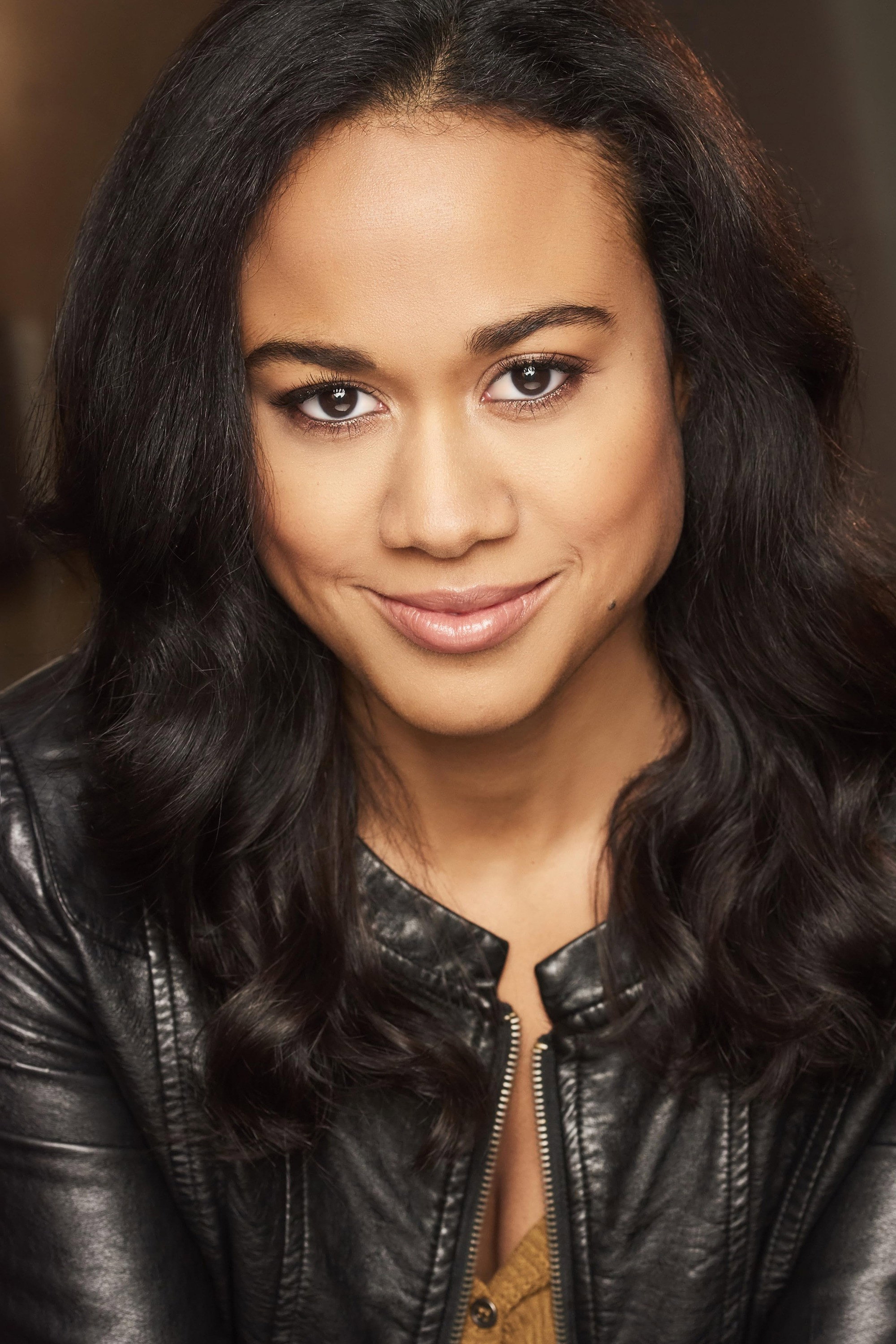 Kimberly Woods as Sal-Lee (voice) in Barbie: Star Light Adventure