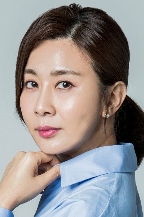 양정아 as Lee Ye Ji in 엠