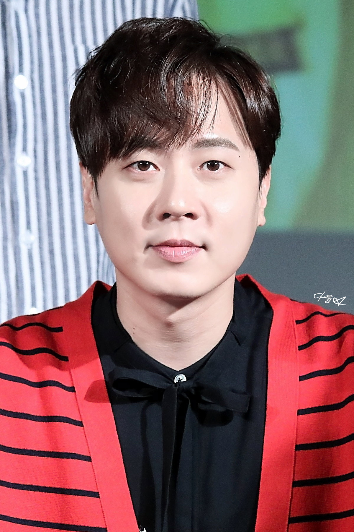 앤디 as Self in Shinhwa Broadcast
