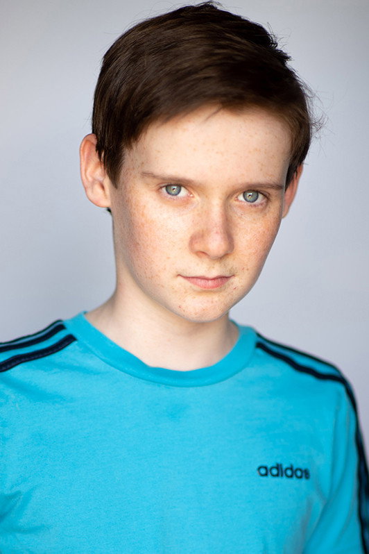 Finn Treacy as Peter Roberts in Ten Pound Poms