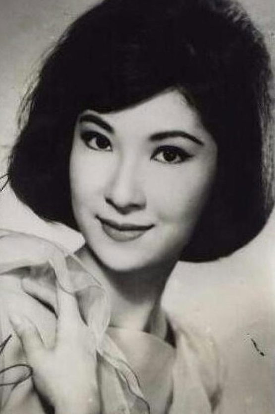 Betty Loh Ti as Oldest Shen Daughter in When the Peach Blossoms Bloom